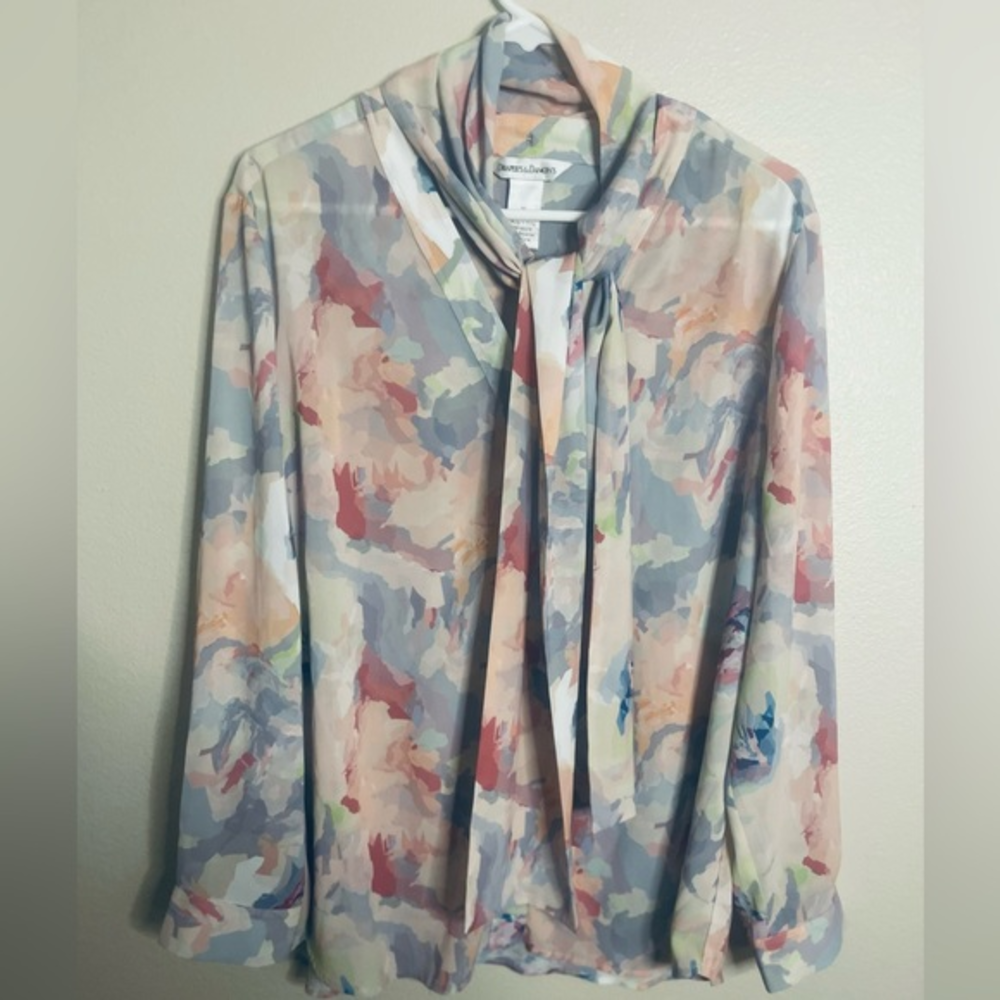 Drapers & Damons Long Sleeve Watercolor Flowers Blouse w/ Scarf size XL